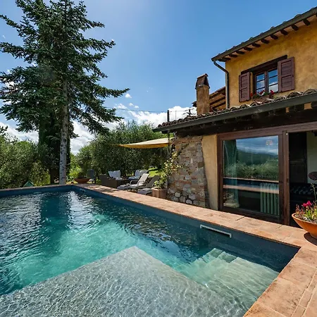 Villa Colle Calzolaro 8, Emma