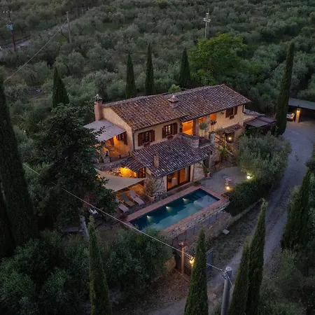 Villa Colle Calzolaro 8, Emma
